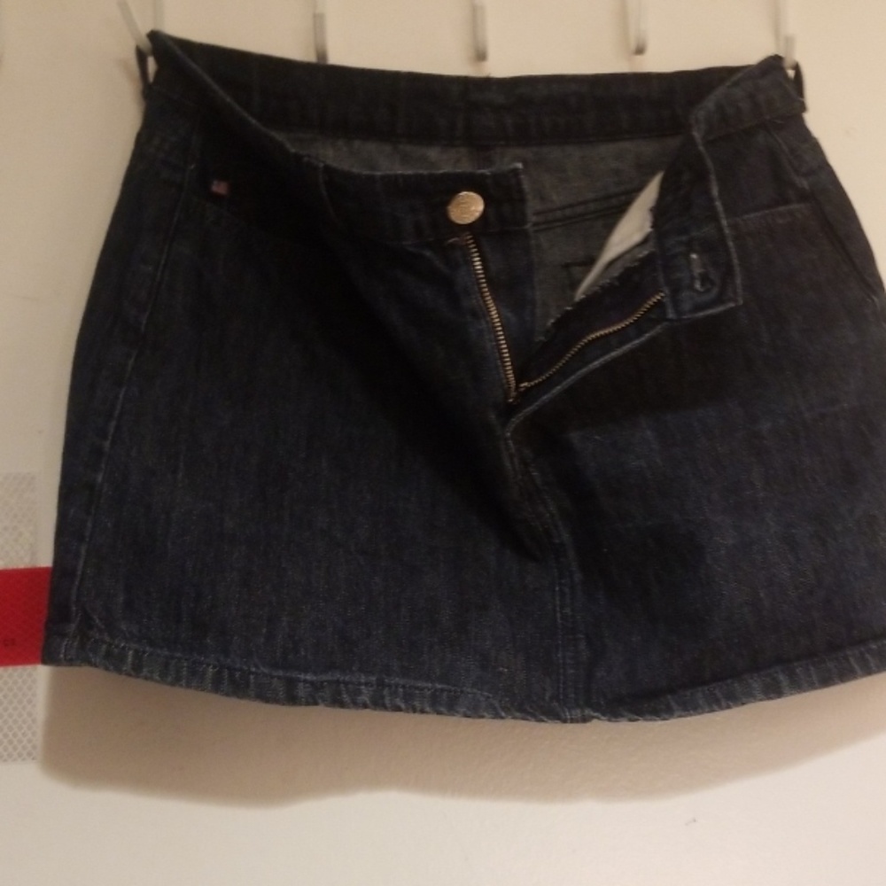 Jean mini skirt.
